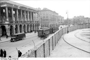 Polen, Ghetto Warschau, Ghettomauer