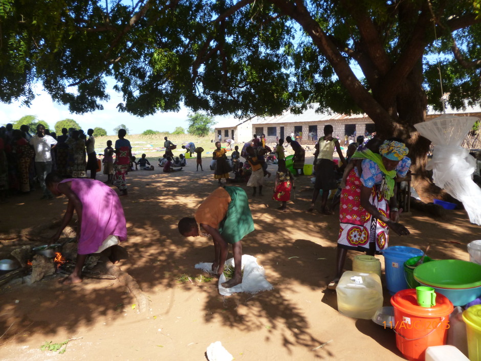 Daily chores continue in the IDP camp at Kanagoni Primary School